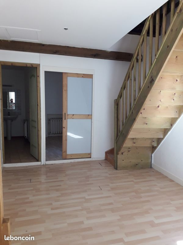 Appartement 4 pièces 92 m² · à Viviers · 92 m² · 520 €/mois