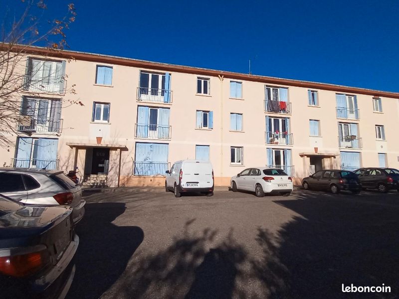 Appartement 4 pièces 69 m² · à Caromb · 69 m² · 582 €/mois