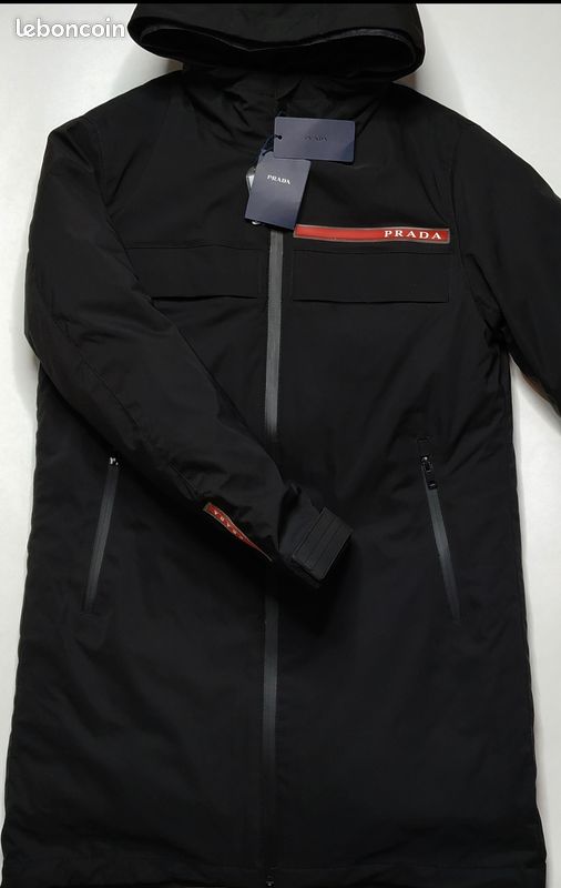 Prada Doudoune doublée avec veste détachable à l'interieur (image 1)