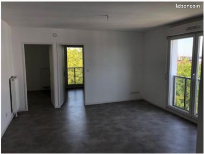 Appartement 4 pièces 73 m² · à Loos · 73 m² · 894 €/mois