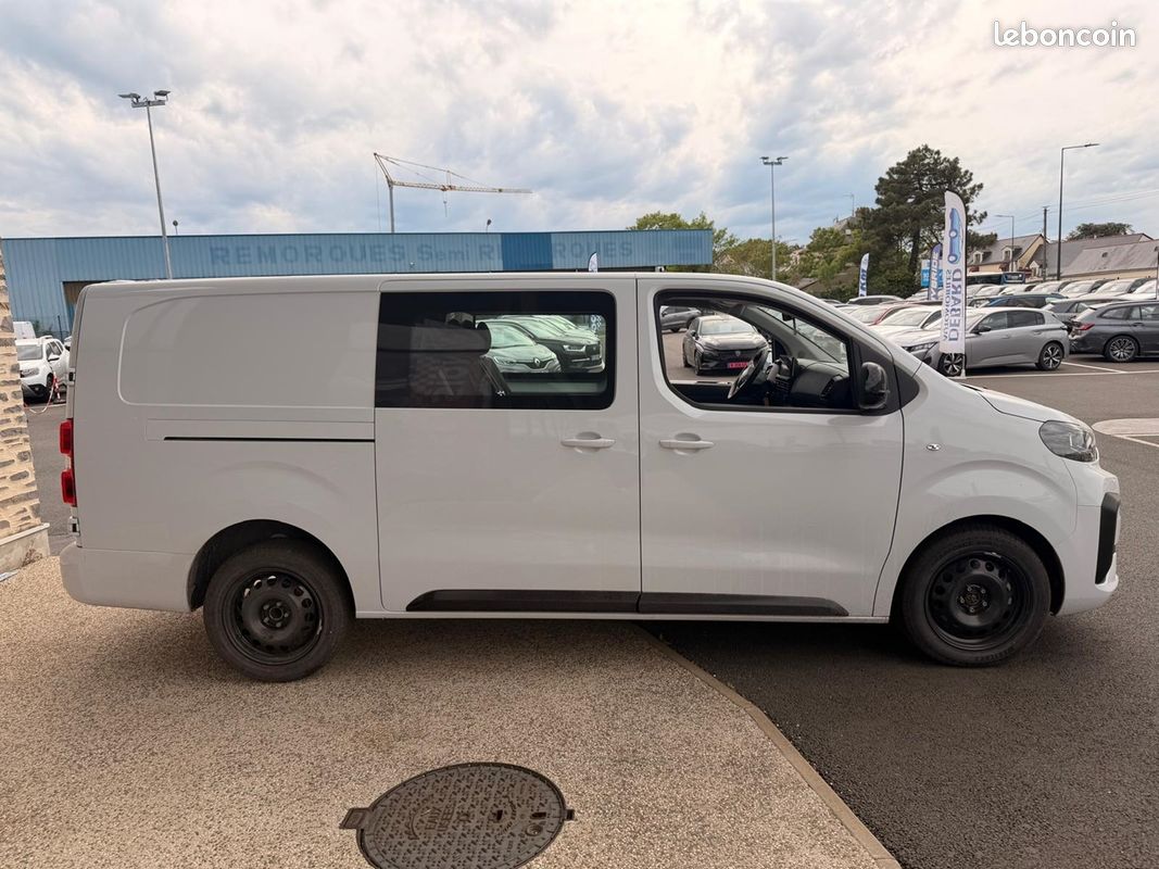 Citroen JUMPY FG XL 2.2 DIESEL 180CH CABINE APPROFONDIE FIXE AUTOMATIQUE (image 3)