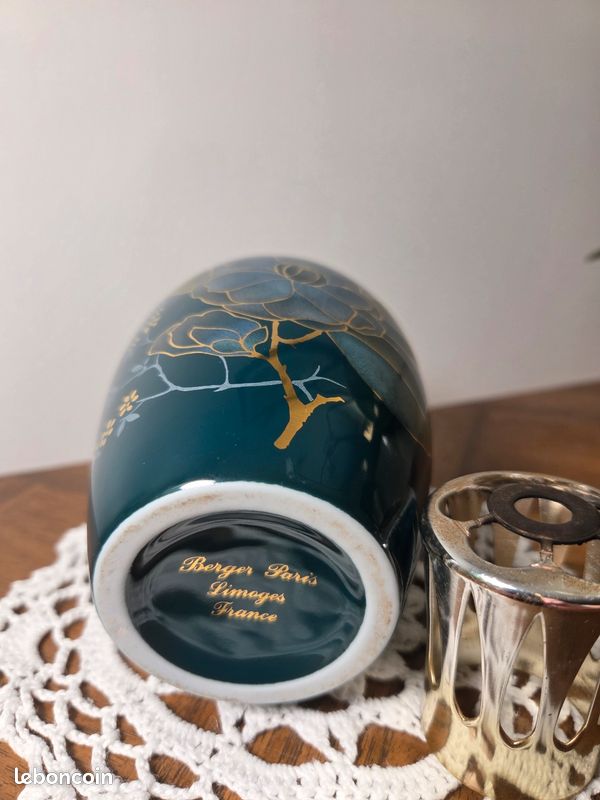 Lampe Berger En Porcelaine, Noir Profond, élégante, état Très Bon, Pour Parfumer La Maison