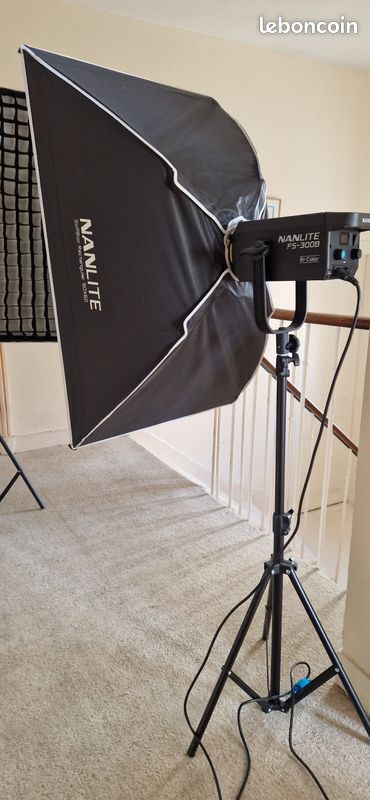 Projecteurs Nanlite FS-300b bi color projecteurs led light (image 10)