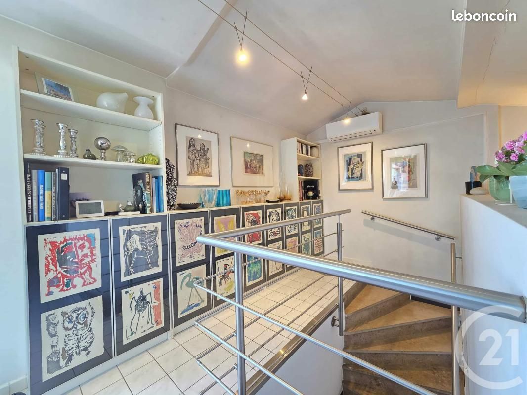 Maison 10 pièces 307 m² (image 8)