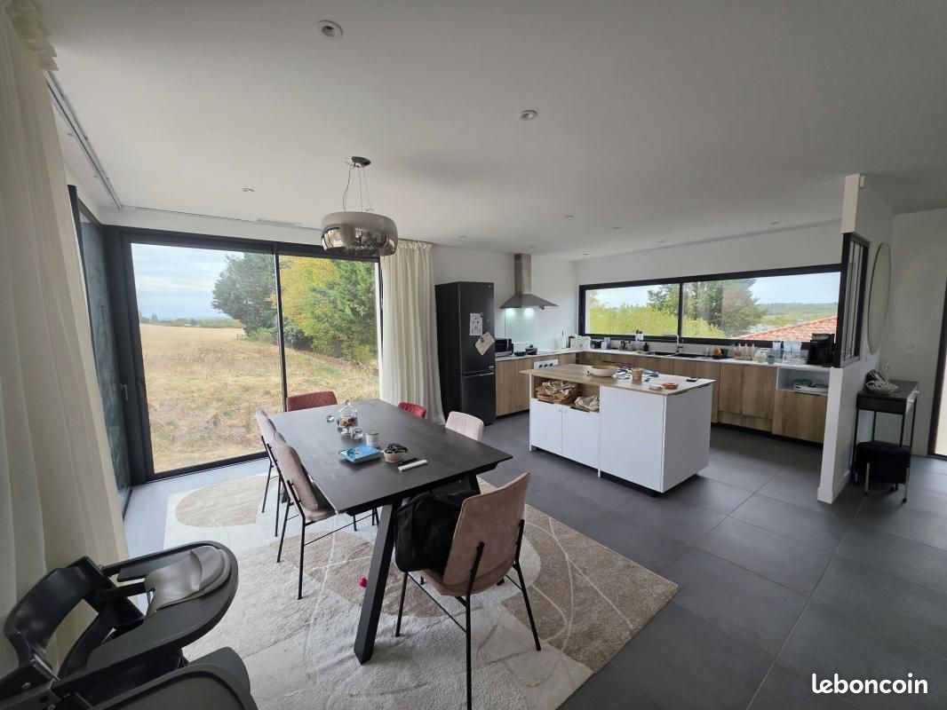 Maison 5 pièces 166 m² · à Gragnague · 166 m² · 2 500 €/mois