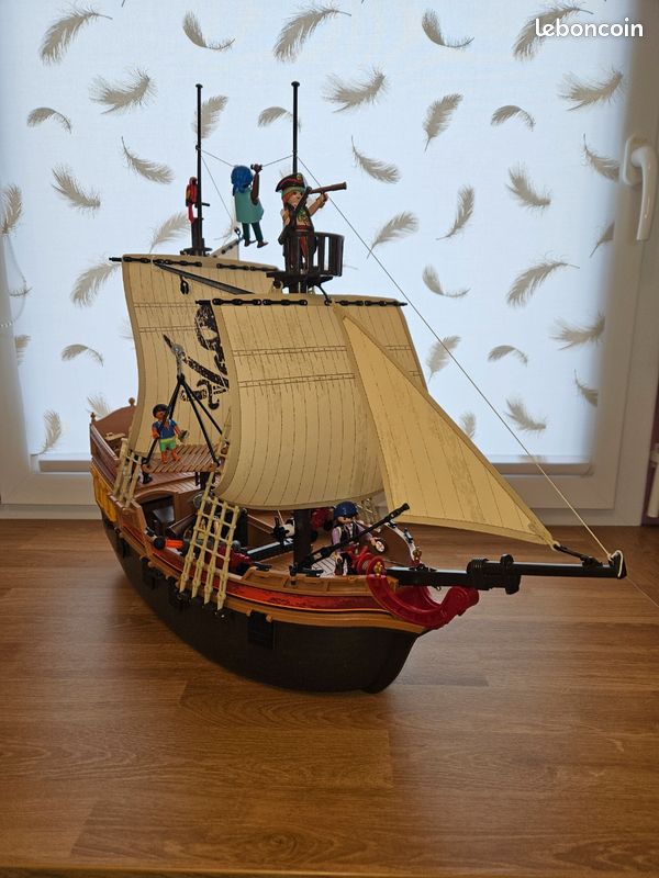 Bateau Pirate Playmobil 5135 (corsaire) - Occasion - Complet ?