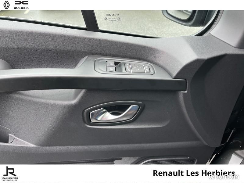 Nissan Primastar Combi L2H1 3t0 2.0 dCi 150ch N-Connecta BVA9 (image 22)
