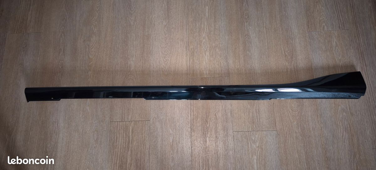 Jupe Latérale Gauche Pour BMW I3 (2016) - Pièce D'occasion En Bon état - Ref. 7368597