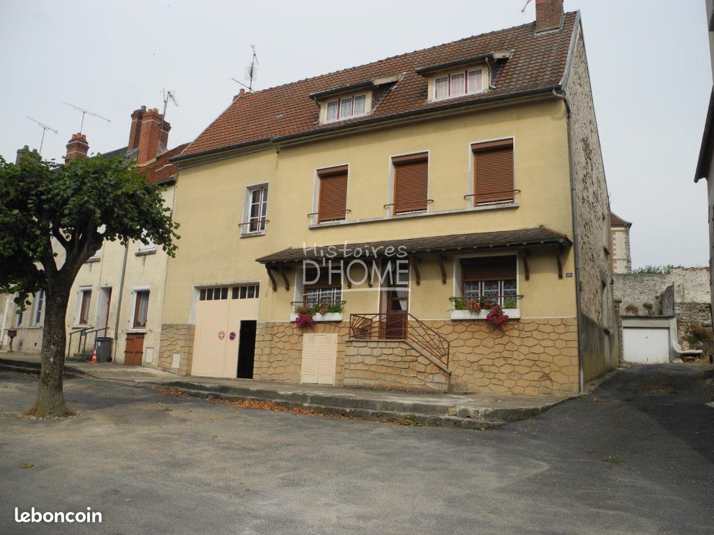 Maison 5 pièces 113 m² · à La Ferté-Gaucher · 113 m² · 128 000 €
