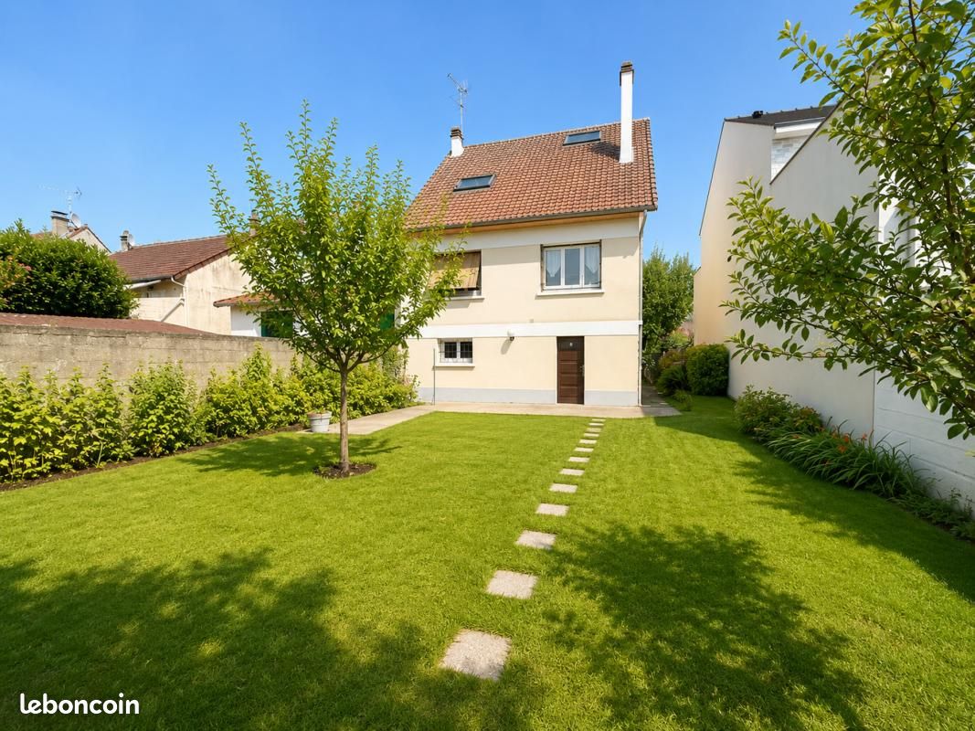 Maison 6 pièces 180 m² · à Ormesson-sur-Marne · 180 m² · 459 000 €
