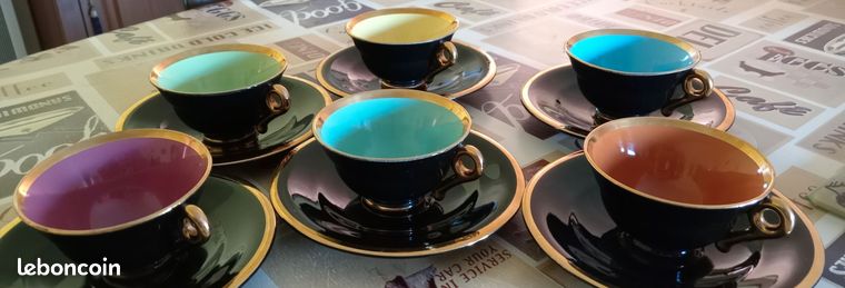 3 TASSES ET SOUS TASSE BLEU NUIT LISERÉ DORÉ - DELAUNAY