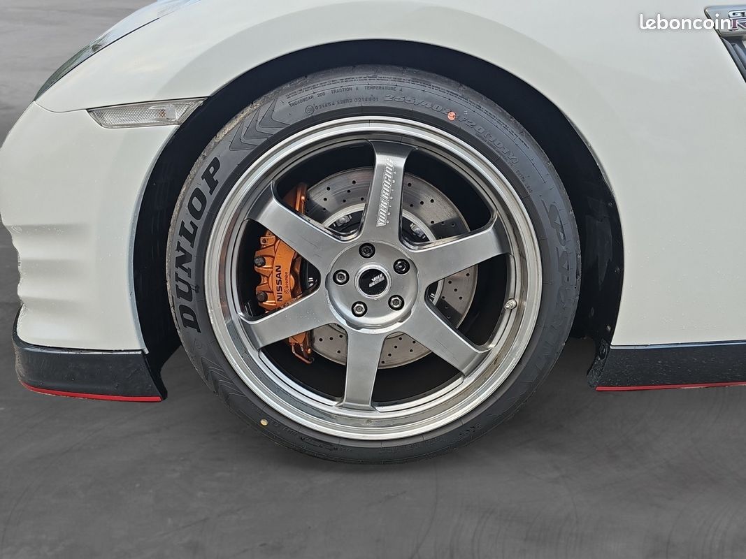 NISSAN GT-R 3.8 V6 Préparation GL Racing +700ch, Boite de vitesse forgé, Black Edition/Track pack - Carbone (image 17)