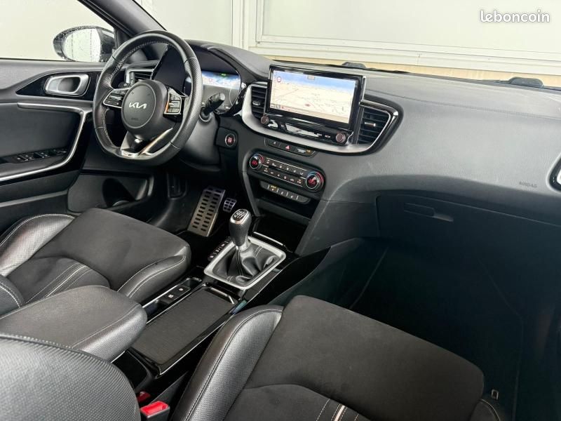 Kia Ceed SW 1.0 T-GDI 120ch GT Line Premium (image 23)