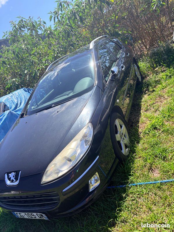 À vendre Voiture (image 2)