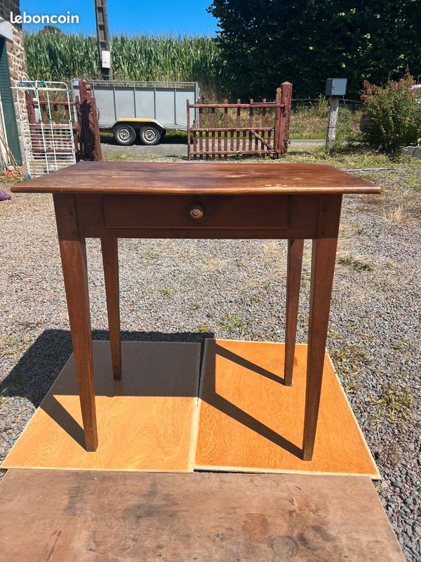 Bureau vintage (image 1)