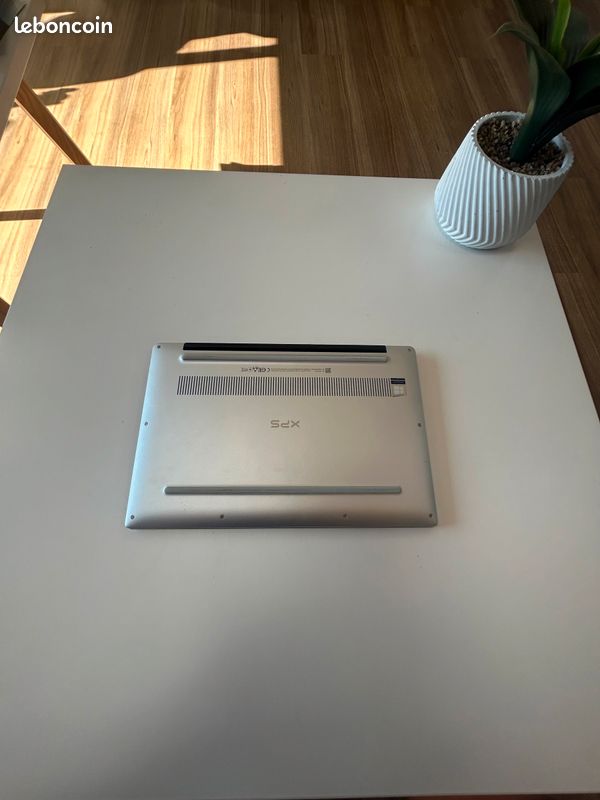 DELL XPS13 9380 - 16Go RAM - 476Go - i7 8e génération - 2020 (image 4)