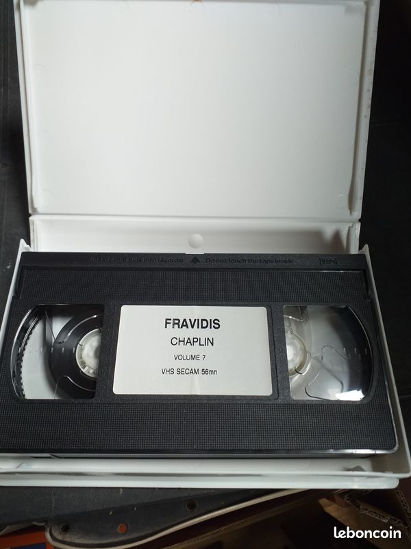Cassettes CHARLOT (8 films) (image 4)