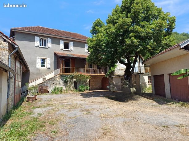Propriété 8 pièces 160 m²