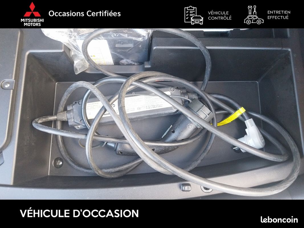 MITSUBISHI Eclipse Cross 2.4 MIVEC PHEV Twin Motor 4WD Invite (image 18)