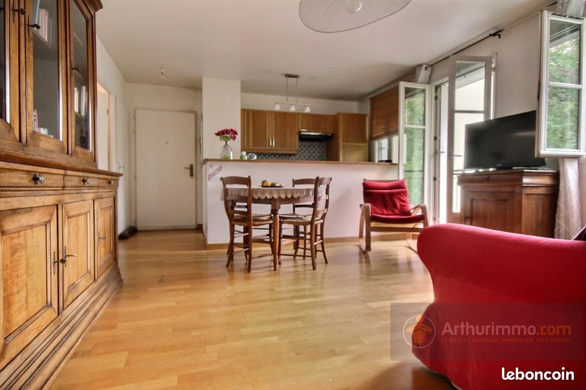 Appartement 2 pièces 40 m² · à Saint-Maurice · 40 m² · 245 000 €