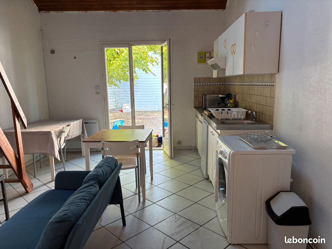 Appartement 1 pièce 28 m² · à Pessac · 28 m² · 610 €/mois