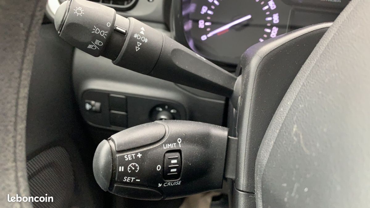 Citroën C3 (3) BlueHDi 100 BVM FEEL (image 14)