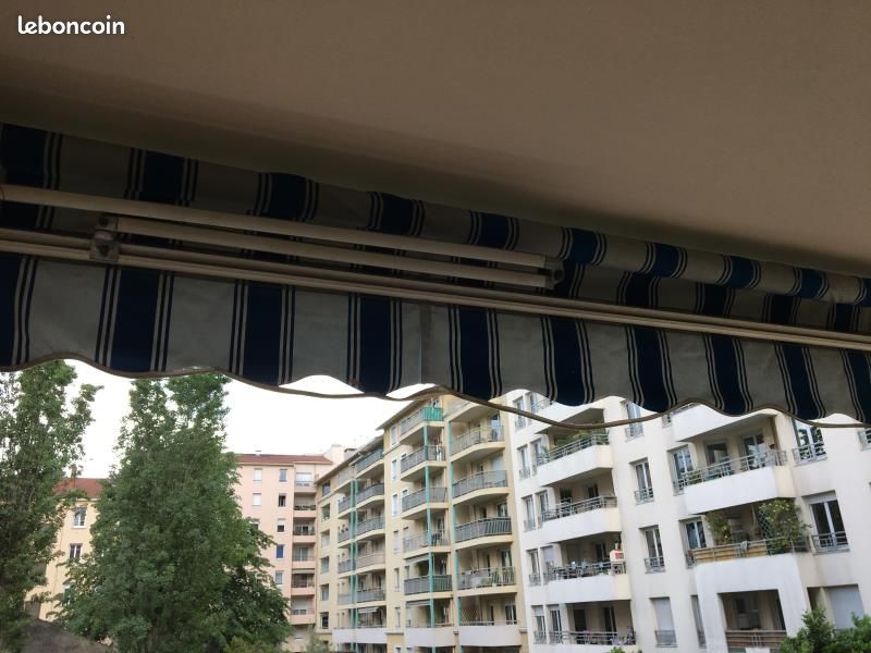 Appartement 3 pièces 77 m² · à Lyon · 77 m² · 1 048 €/mois