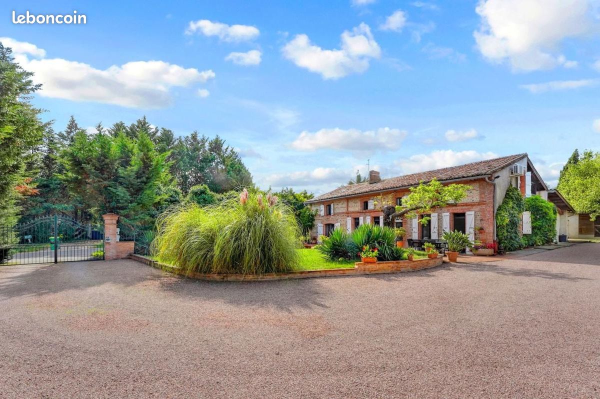 Maison 11 pièces 300 m² · à Merville · 300 m² · 849 000 €