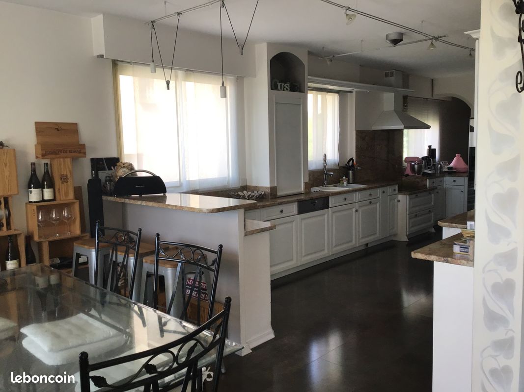 Appartement 5 pièces 197 m² · à Toulon · 197 m² · 595 000 €