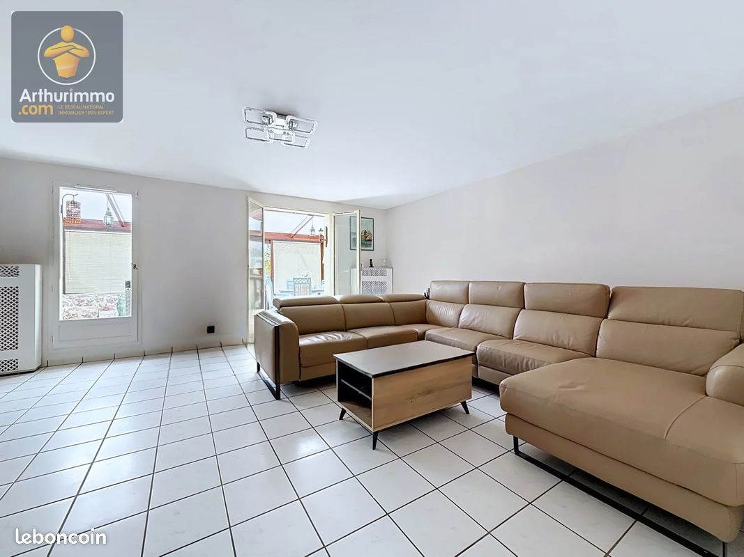 Maison 5 pièces 132 m² · à Combs-la-Ville · 132 m² · 305 000 €