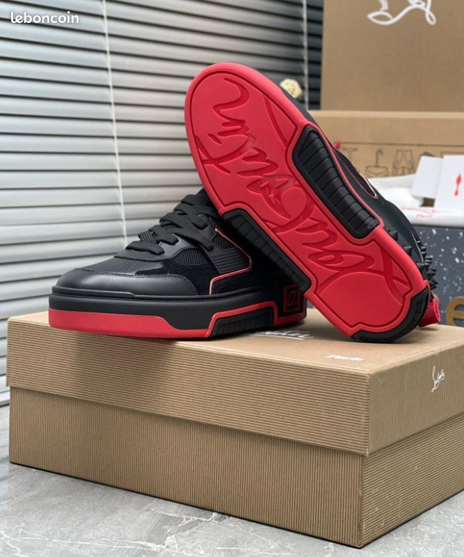 Christian Louboutin low-top sneakers 42 Chaussures