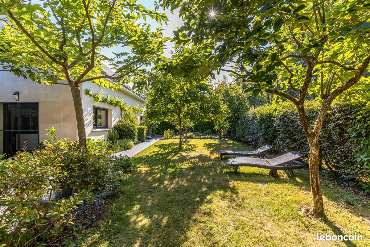 Maison 9 pièces 243 m² · à Vern-sur-Seiche · 243 m² · 712 640 €