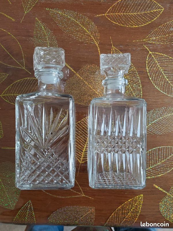 Carafe en verre (image 1)