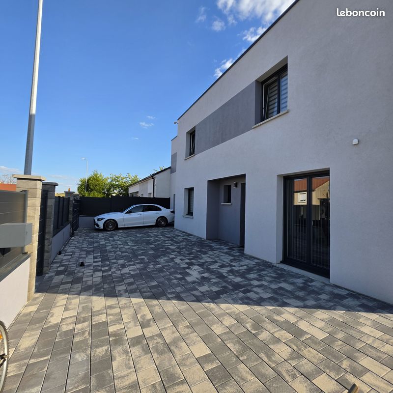 Maison 7 pièces 185 m² · à Guénange · 185 m² · 614 000 €