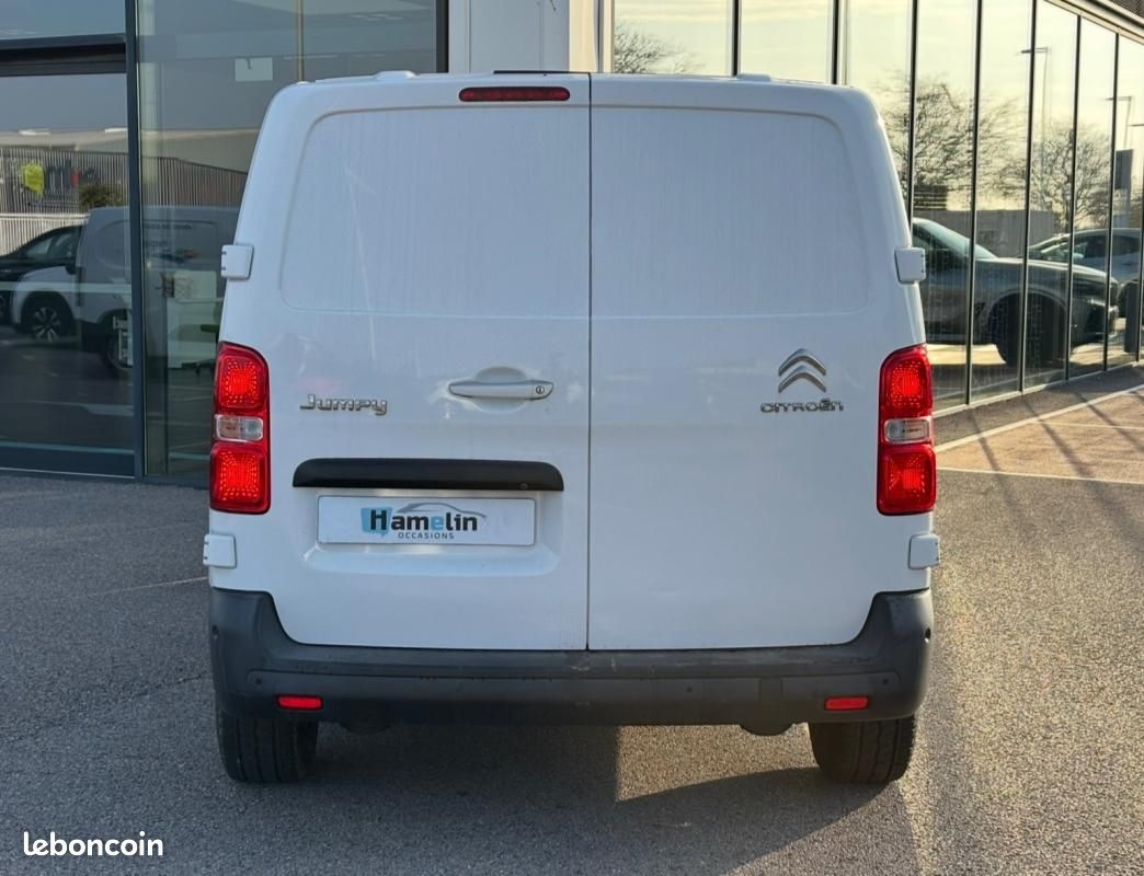 Citroën Jumpy FOURGON FGN XS BLUEHDI 145 S&S EAT8 CLUB (image 8)