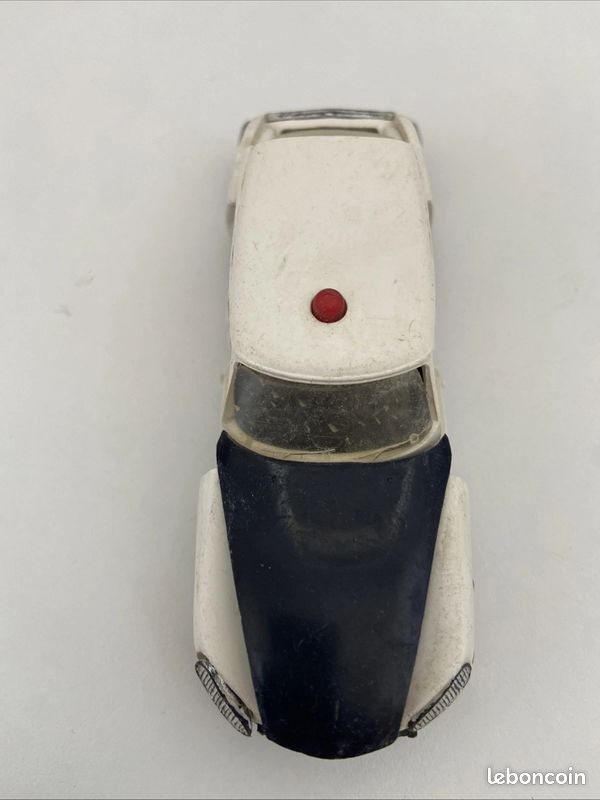 Ancienne NOREV Citroën DS 21 N°158 Au 1/43 (avec Socle DS 19 N°48) - France