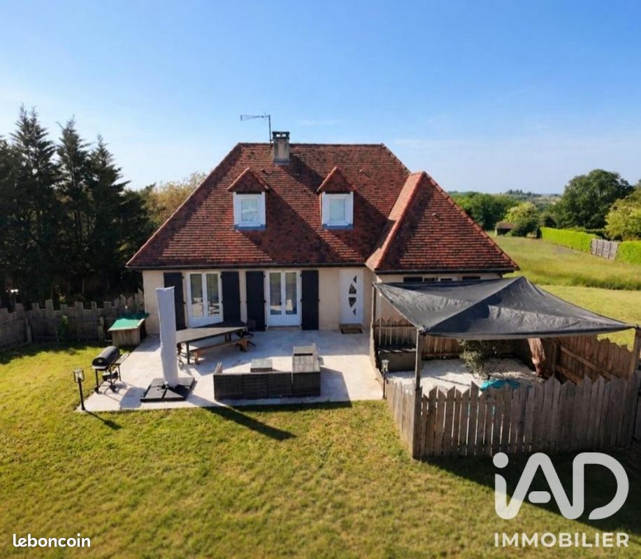 Maison 7 pièces 155 m² · à Salignac-Eyvigues · 155 m² · 325 000 €