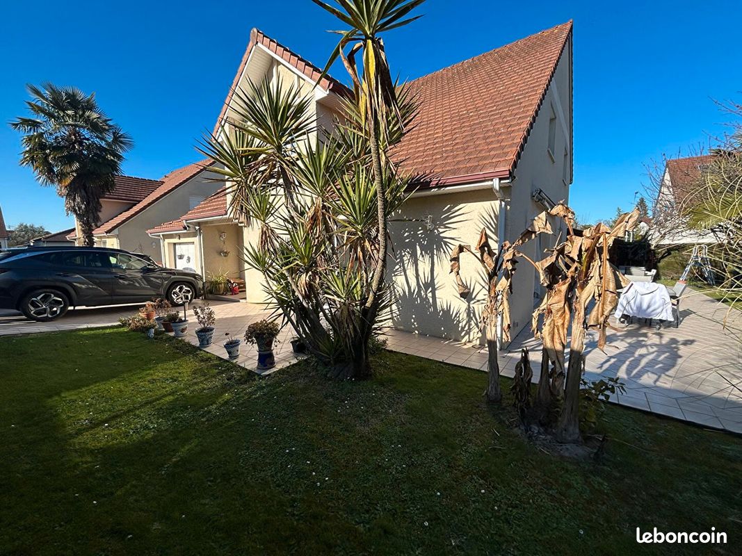 Maison 7 pièces 182 m² · à Pau · 182 m² · 442 000 €