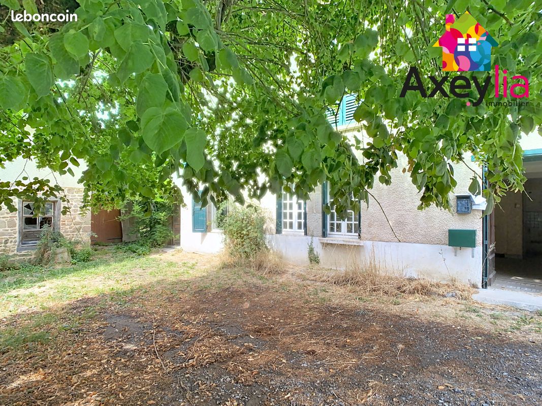 Maison 3 pièces 80 m² · à Panissières · 80 m² · 49 000 €