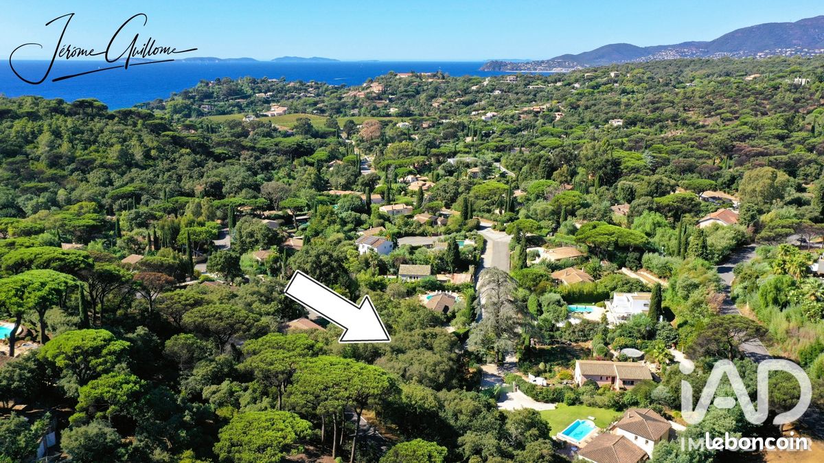 Terrain 1144 m² · à La Croix-Valmer · 1 144 m² · 699 000 €