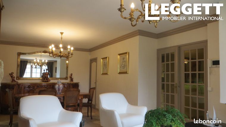 https://img.leboncoin.fr/api/v1/lbcpb1/images/d8/43/5a/d8435ab0bb35c7a65f3abee66ad8c5aa28e7c646.jpg?rule=ad-image