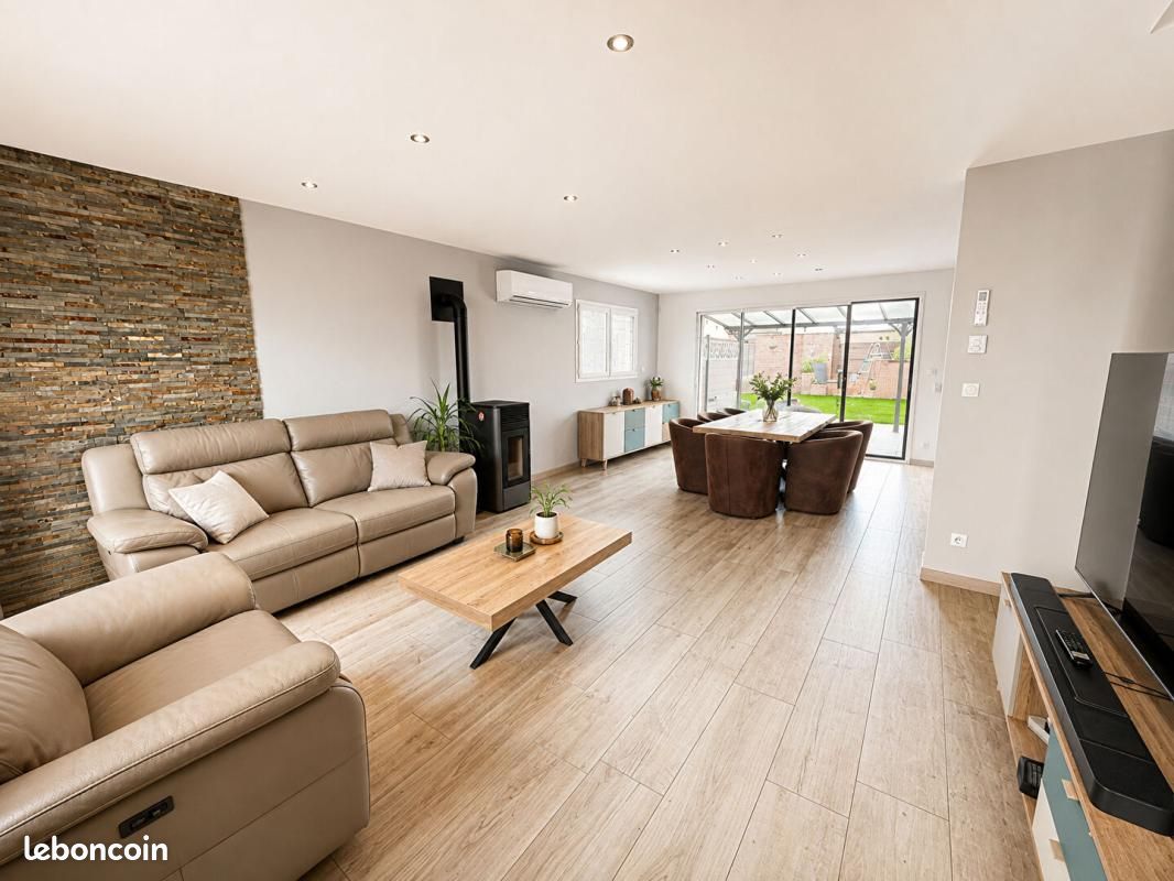 Maison 7 pièces 133 m² · à Vimy · 133 m² · 345 000 €