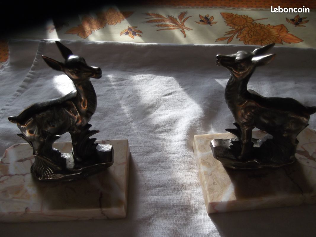 Paire de serre livre biche sur marbre (image 7)