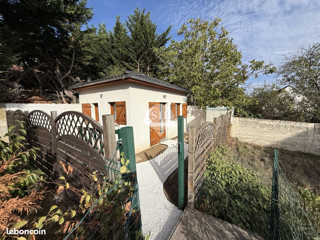 Maison 1 pièce 18 m² · à La Ville-du-Bois · 18 m² · 128 000 €