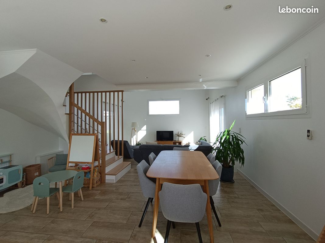 Maison 6 pièces 163 m² · à Saint-Ay · 163 m² · 353 500 €