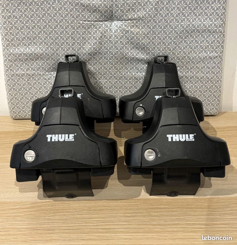 Pied de toit THULE | Acheter pieds de toit sur Attelage Remorque