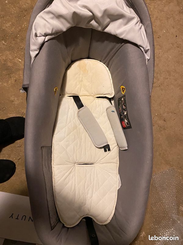 Vend poussette, landau, cosi, embase isofix (image 4)