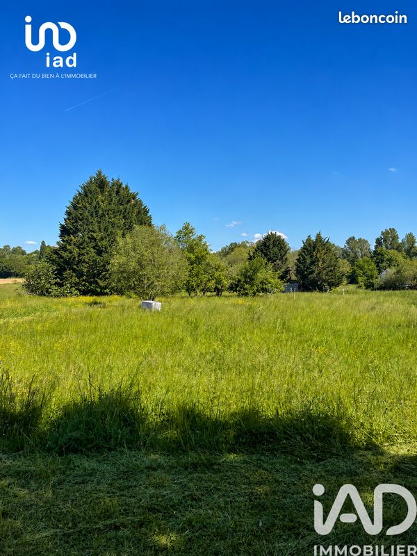 Terrain 1000 m² · à Monclar-de-Quercy · 1 000 m² · 42 000 €