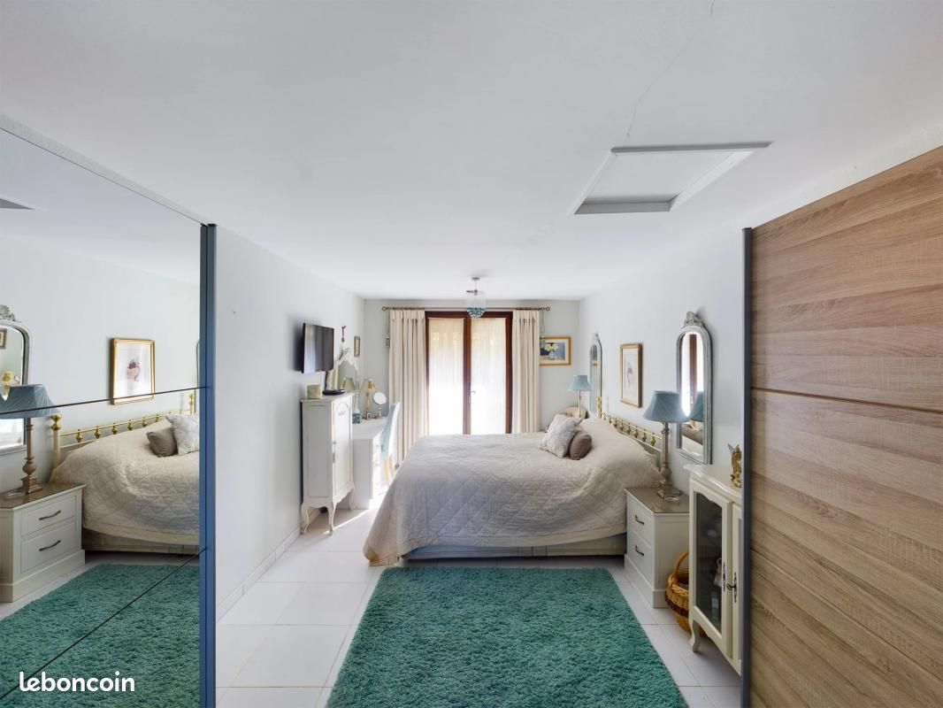 Maison 154 m² Confolens - Confolens 16500 (image principale 12)