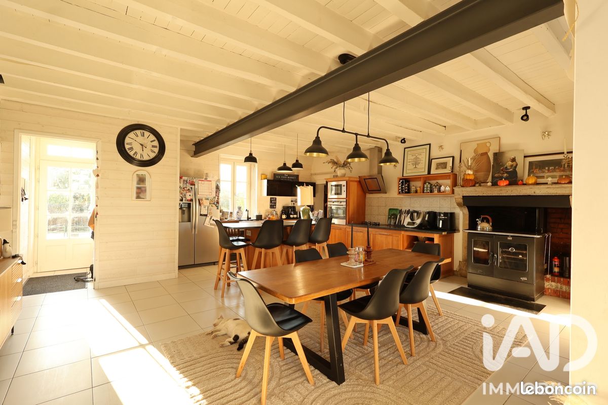 Maison 6 pièces 154 m² · à Château-sur-Allier · 154 m² · 159 500 €